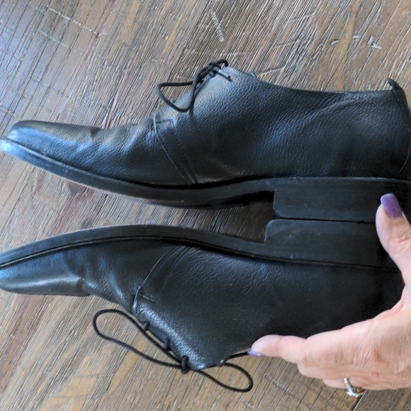 COLE HAAN BLACK LEATHER DRESS SHOE - Picture 7 of 9